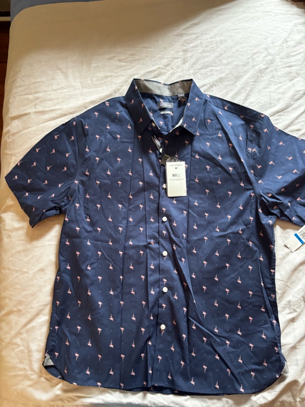 Van Heusen Flamingo Print Button Down Shirt XL Slim Fit Never Tuck Navy